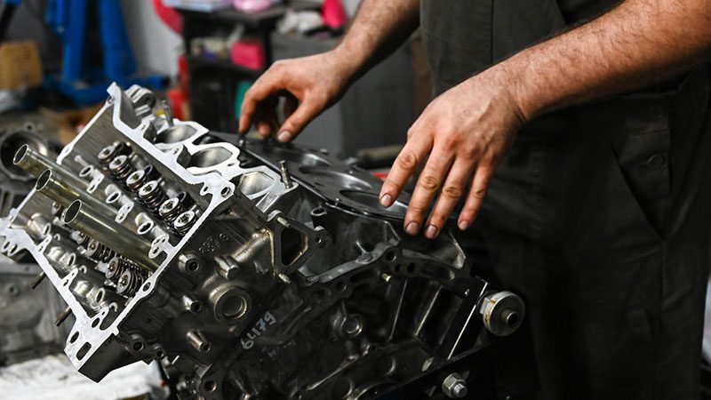 Stripped diesel engine on a stand for full reconditioning
